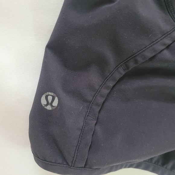 Lululemon Run Times Short 4-way Stretch 4" Size 2 Black Lined - Picture 6 of 10